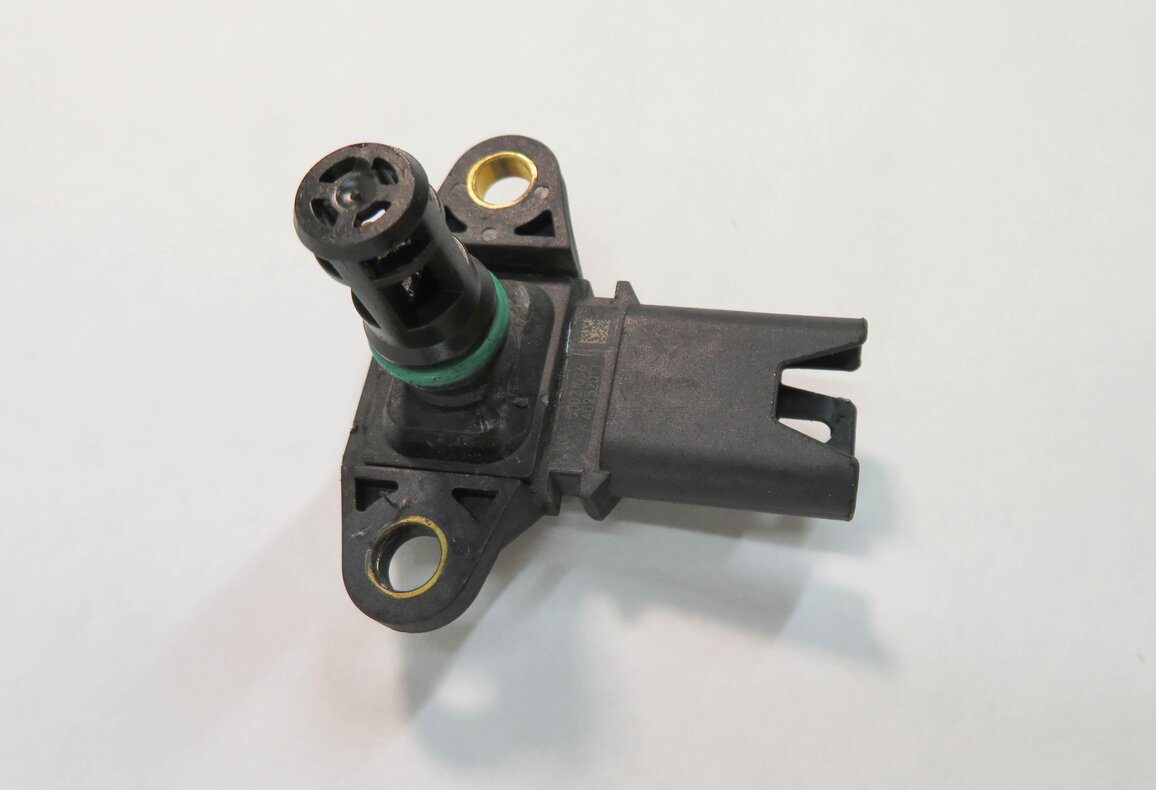 Thumbnail 3: 2010 BMW 750i (F01) 4.4L N63 TWIN TURBO ENGINE - MANIFOLD PRESSURE SENSOR (MAP)