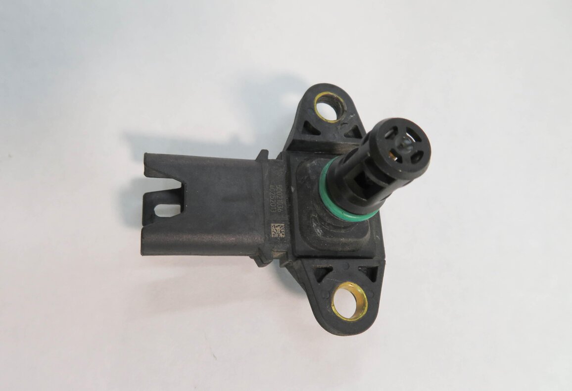 Thumbnail 4: 2010 BMW 750i (F01) 4.4L N63 TWIN TURBO ENGINE - MANIFOLD PRESSURE SENSOR (MAP)