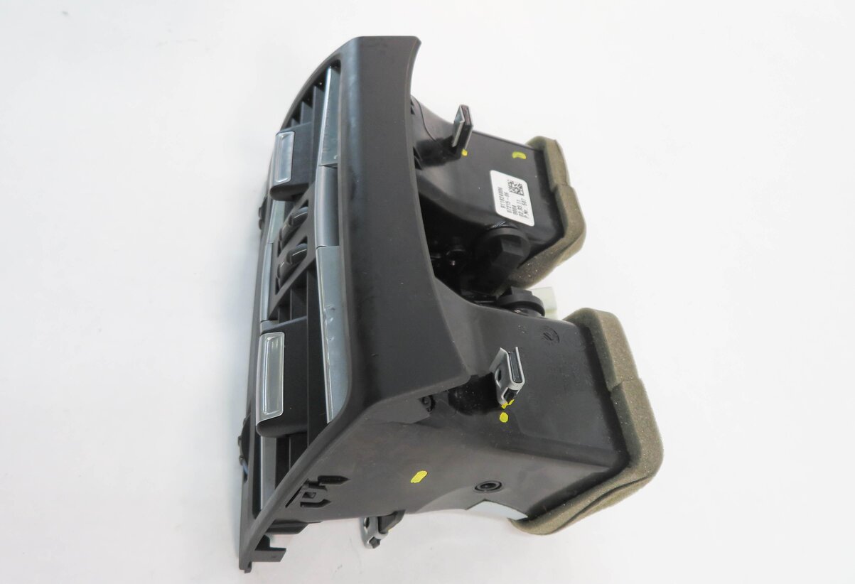 Thumbnail 4: 2010 BMW 750i (F01) REAR CENTER CONSOLE HEATER A/C AIR VENT