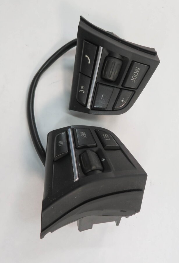 Thumbnail 3: 2010 BMW 750i (F01) STEERING PHONE MODE CRUISE CONTROL SWITCH BUTTON SET-2