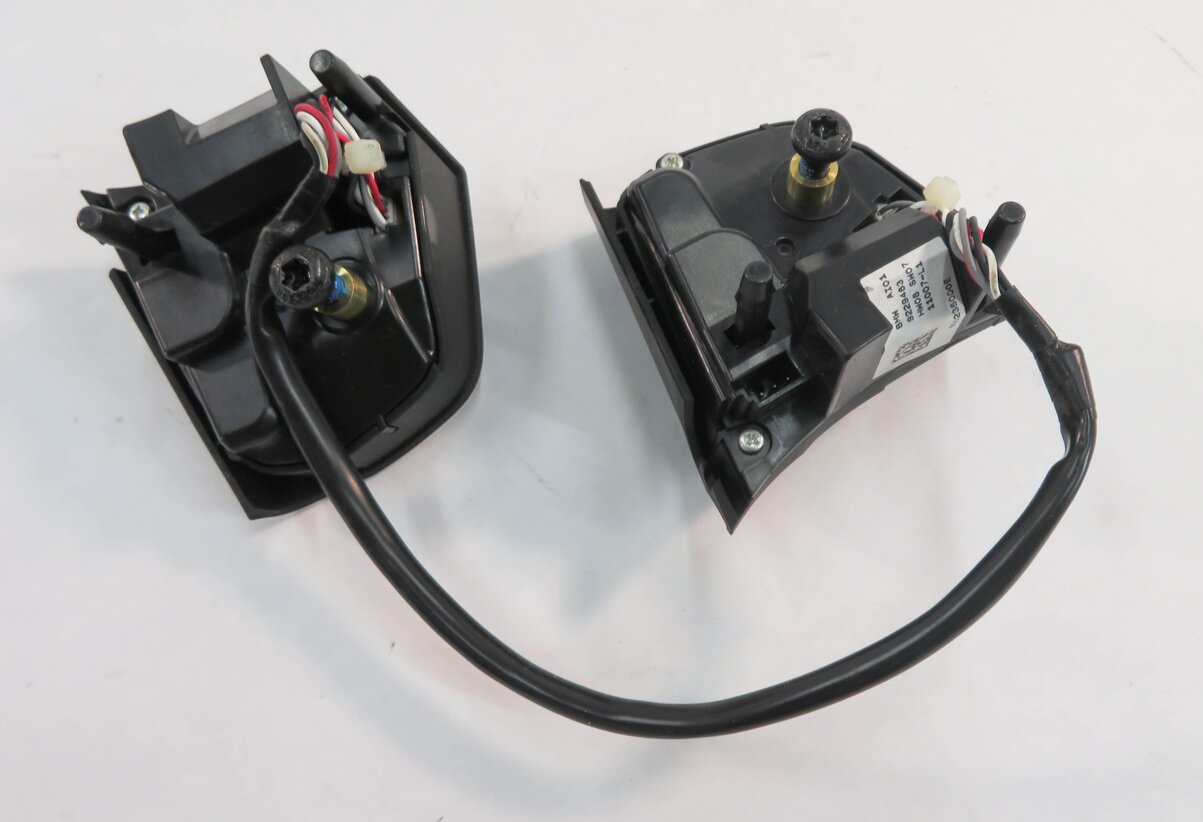 Thumbnail 5: 2010 BMW 750i (F01) STEERING PHONE MODE CRUISE CONTROL SWITCH BUTTON SET-2
