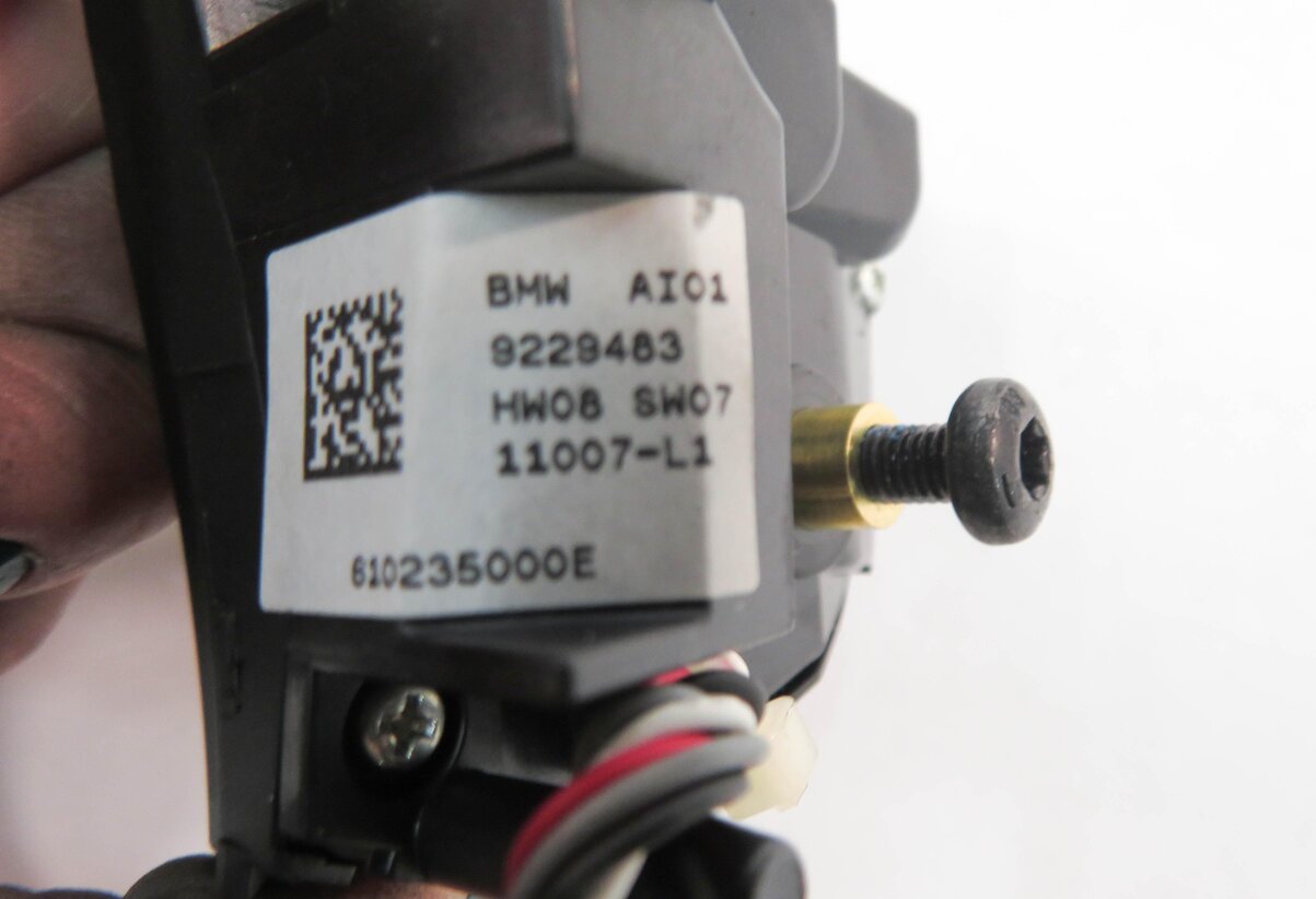 Thumbnail 6: 2010 BMW 750i (F01) STEERING PHONE MODE CRUISE CONTROL SWITCH BUTTON SET-2