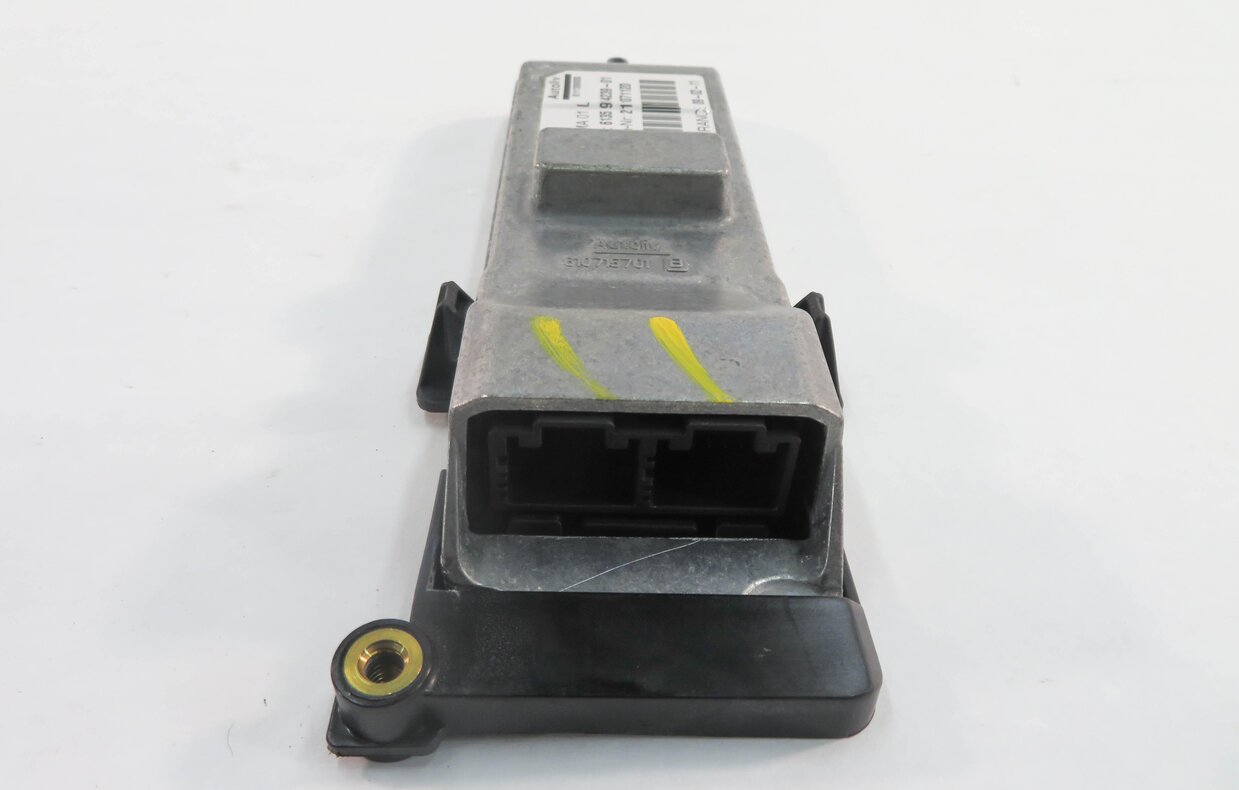 Thumbnail 2: 2009-2012 BMW 740i 750i 760i B7 (F01 F02) LEFT FRONT DRIVER SEATBELT MODULE