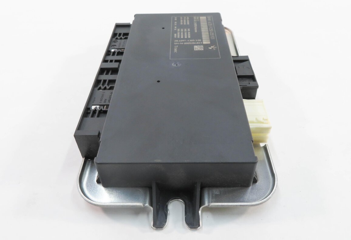 Thumbnail 3: 2010-2017 BMW 528i 535i 550i 650i 750i M5 X3 - FRMIII BODY LIGHT CONTROL MODULE