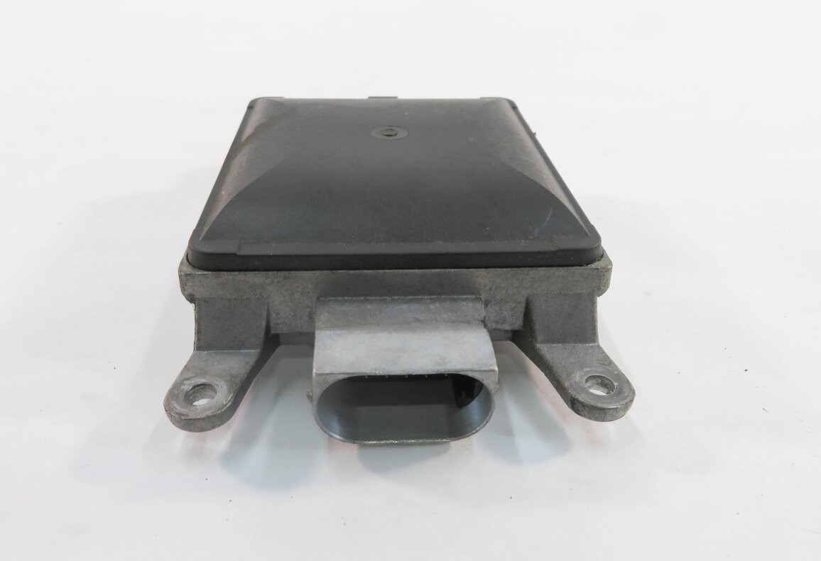 Thumbnail 6: 2010 BMW 750i (F01) LEFT DRIVER REAR LANE DEPARTURE WARNING MODULE (SLAVE)
