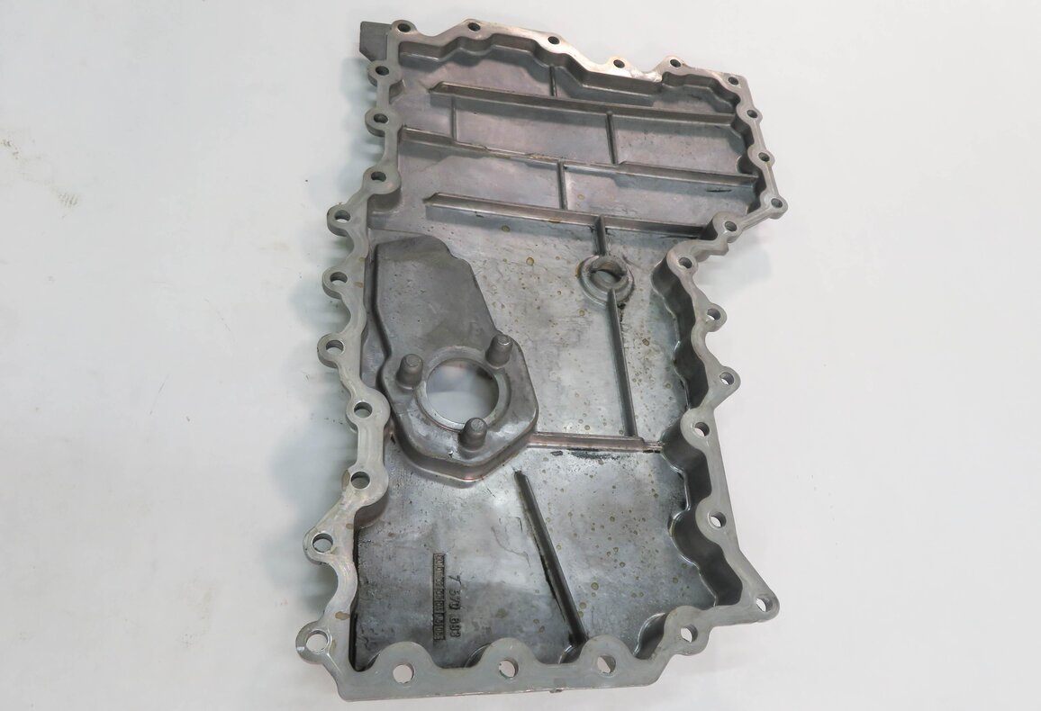 Thumbnail 4: 10-17 BMW 550i 650i 750i B6 B7 4.4L TWIN TURBO AWD X-DRIVE LOWER ENGINE OIL PAN