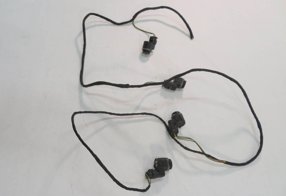 Thumbnail 3: 2010 BMW 750i (F01) REAR PDC PARK DISTANCE SENSOR SET-4 w/ HARNESS (BLACK 475)
