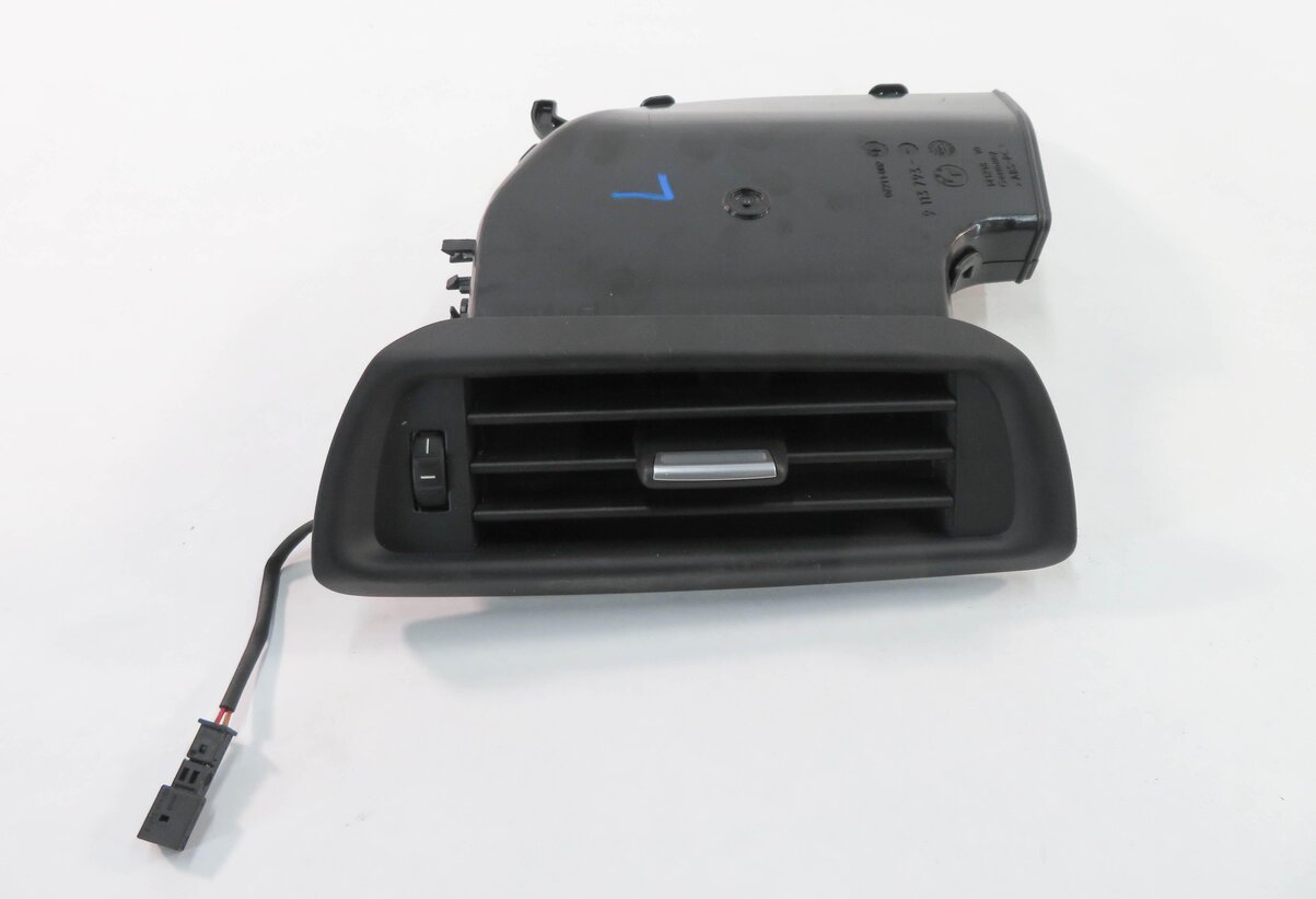 Thumbnail 2: 2010 BMW 750i (F01) LEFT DRIVER REAR PILLAR HEATER A/C AIR VENT (BLACK)