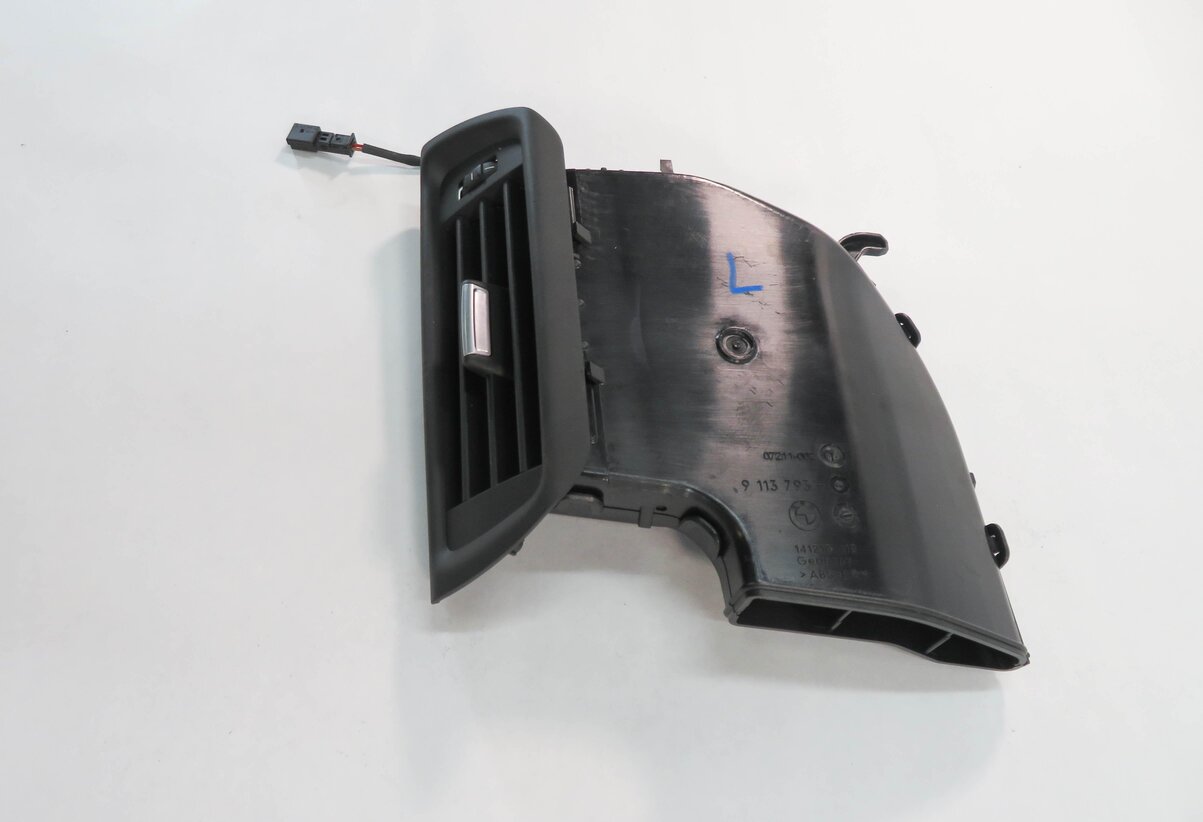 Thumbnail 4: 2010 BMW 750i (F01) LEFT DRIVER REAR PILLAR HEATER A/C AIR VENT (BLACK)