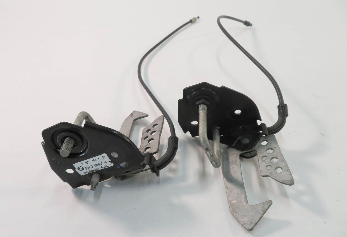 Thumbnail 5: 2010 BMW 750i (F01) FRONT HOOD SAFETY LATCH SET w/ CABLES