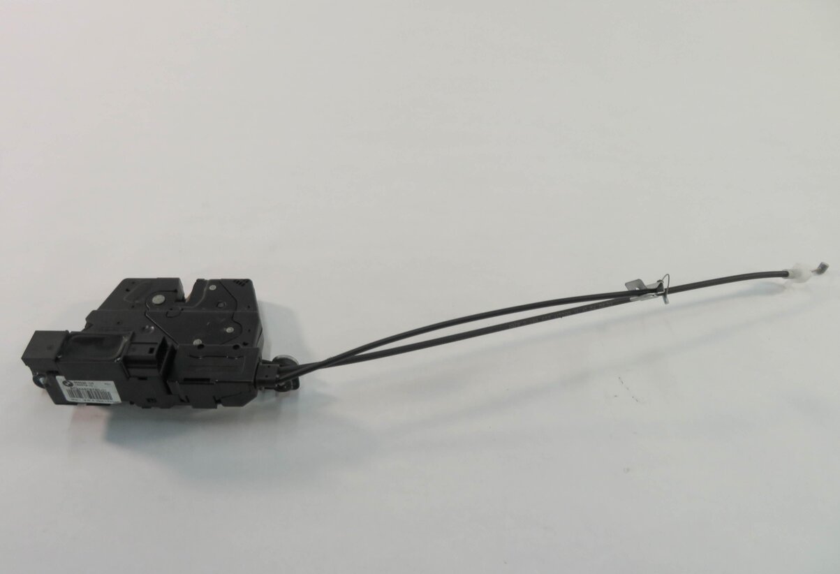 2010 BMW 750i (F01) REAR TRUNK LOCK LATCH ACTUATOR w/ CABLES