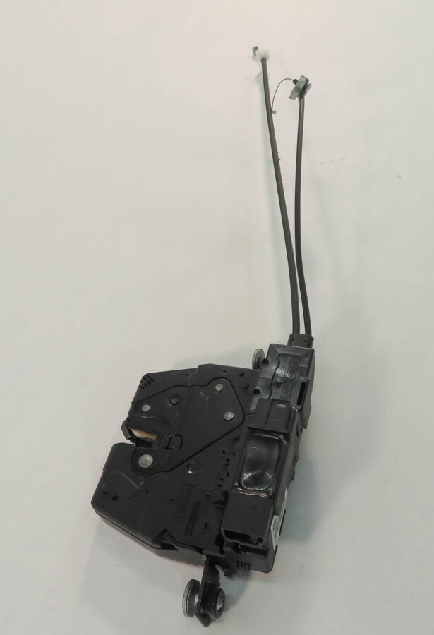 Thumbnail 2: 2010 BMW 750i (F01) REAR TRUNK LOCK LATCH ACTUATOR w/ CABLES