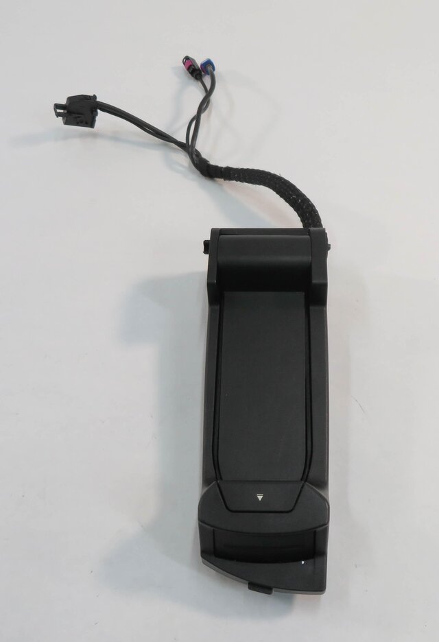 2010 BMW 750i (F01) FRONT CENTER CONSOLE CELL PHONE SNAP IN CRADLE