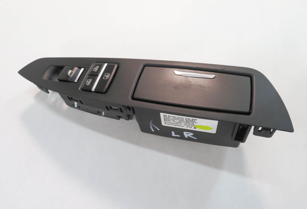 Thumbnail 2: 2012 BMW 750i (F01) LEFT REAR DOOR POWER SHADE / WINDOW SWITCH (BLACK)