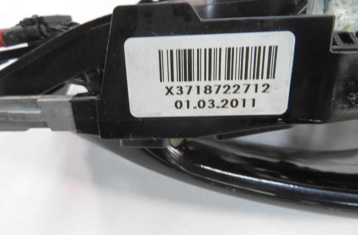 Thumbnail 6: 09-18 BMW 528i 535i 550i 740i 750i 760i LEFT REAR COMFORT DOOR HANDLE (BLACK)