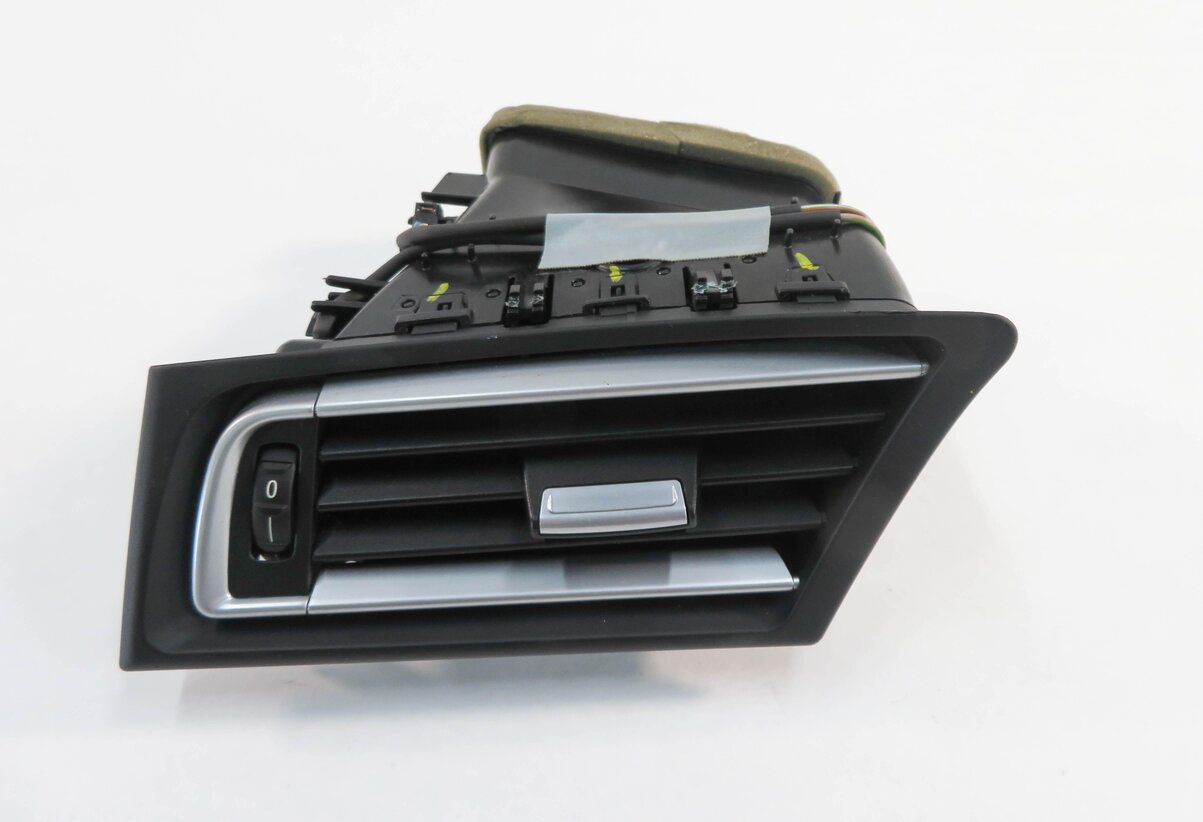 Thumbnail 2: 2010 BMW 750i (F01) LEFT DRIVER DASH HEATER A/C AIR VENT