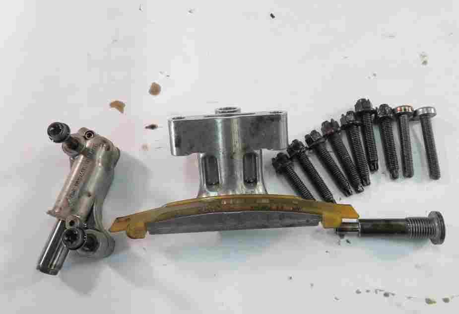 Thumbnail 8: 08-14 BMW 550i 750i X5 X6 (F01 E70 F10 E71) 4.4L TWIN TURBO RIGHT CYLINDER HEAD