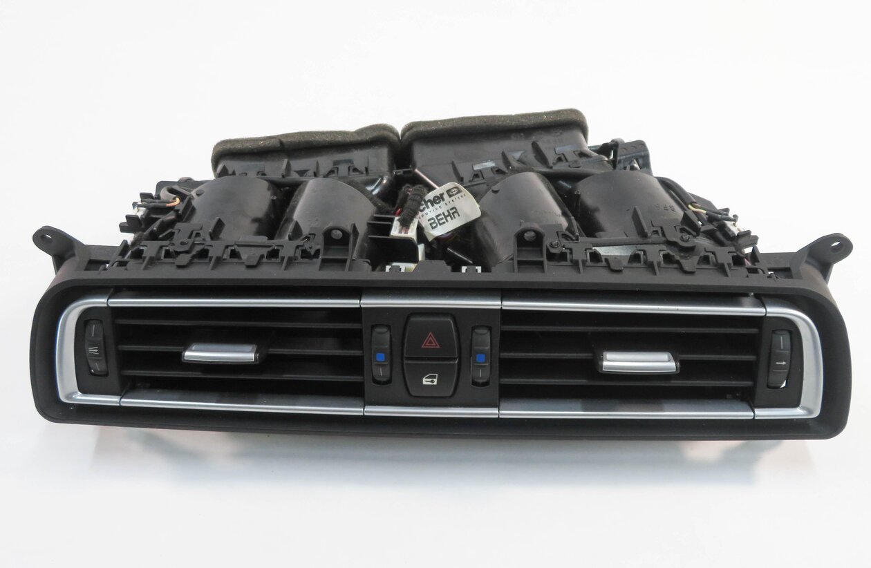 Thumbnail 2: 2010 BMW 750i (F01) CENTER DASH HEATER A/C AIR VENT w/ HAZARD & CENTRAL LOCK