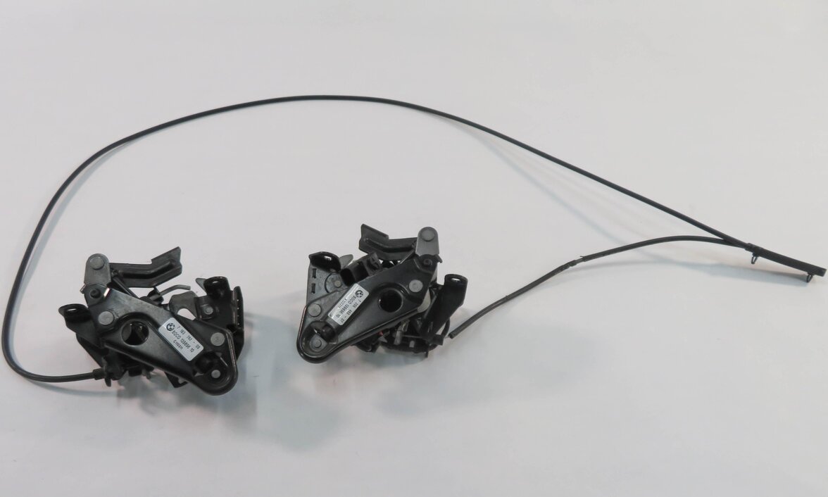 Thumbnail 5: 2010 BMW 750i (F01) FRONT LEFT & RIGHT LOWER HOOD LOCK LATCH SET-2 w/ CABLES