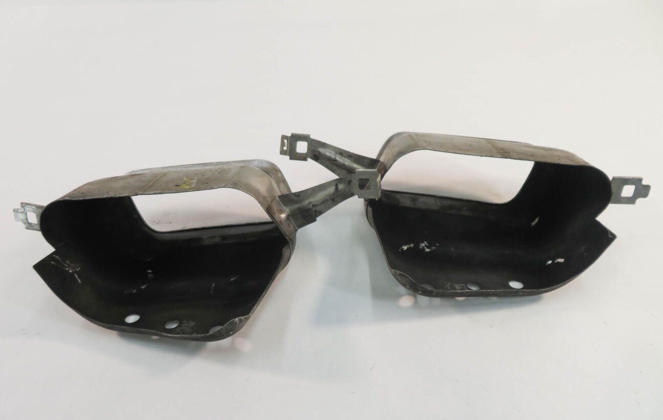 2010 BMW 750i (F01) MUFFLER EXHAUST TIP SET-2