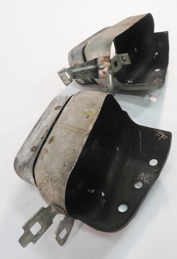 Thumbnail 2: 2010 BMW 750i (F01) MUFFLER EXHAUST TIP SET-2