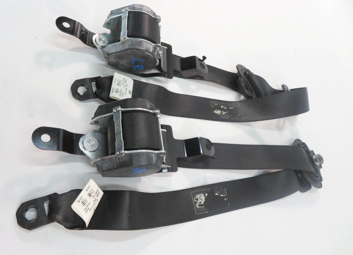 Thumbnail 4: 2009 BMW X5 (E70) LEFT & RIGHT REAR 2nd SECOND ROW SEATBELT BUCKLE RETRACTOR SET