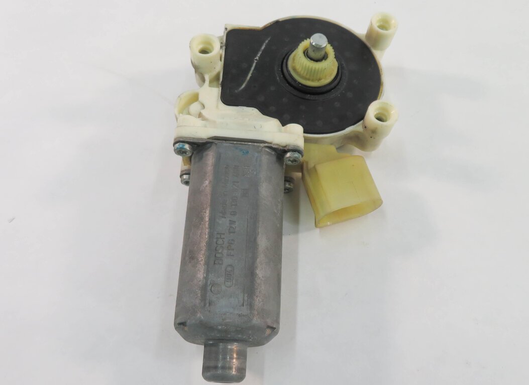 Thumbnail 2: 2007-2014 BMW X5 X6 (E70 E71) LEFT DRIVER POWER WINDOW MOTOR (FITS FRONT & REAR)
