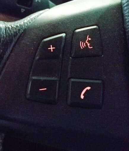 Thumbnail 2: 2007-2010 BMW X5 (E70) 3-SPOKE HEATED STEERING w/ RADIO PHONE SWITCH
