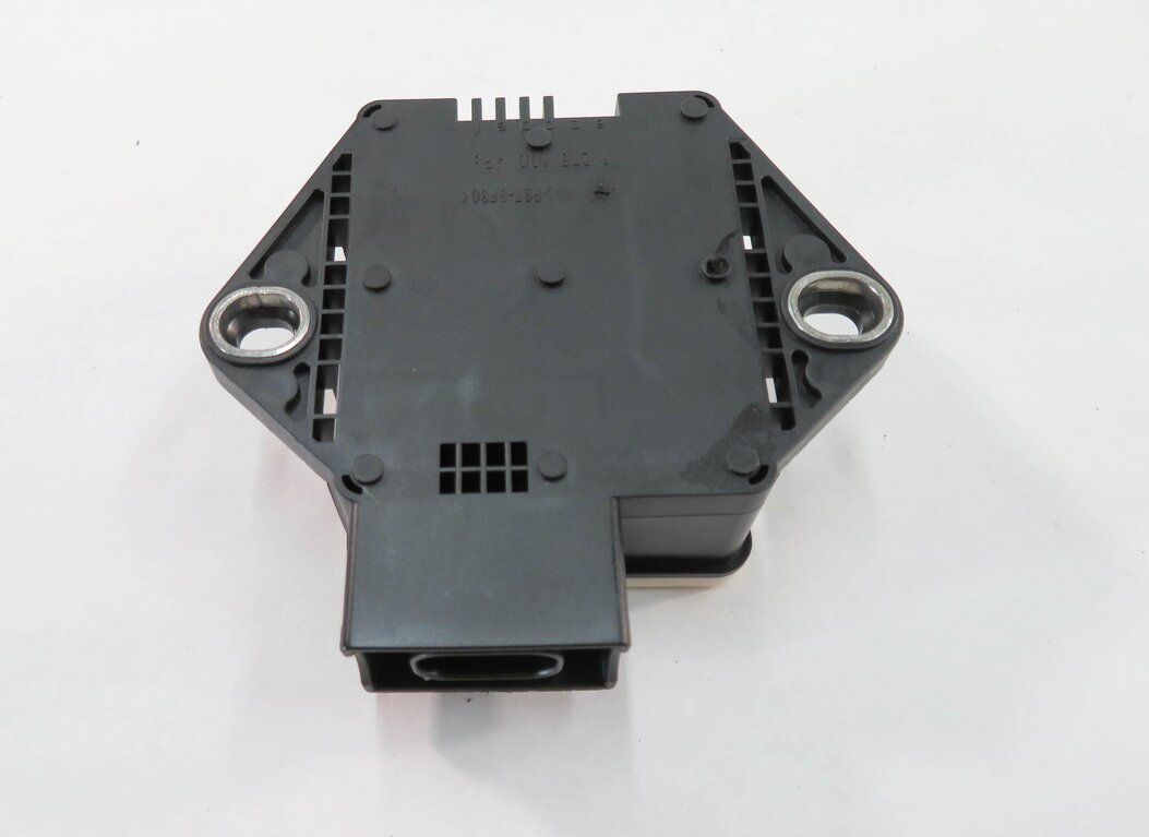 Thumbnail 5: 2009 BMW X5 (E70) YAW SPEED ROTATION TURN RATE STABILITY SENSOR