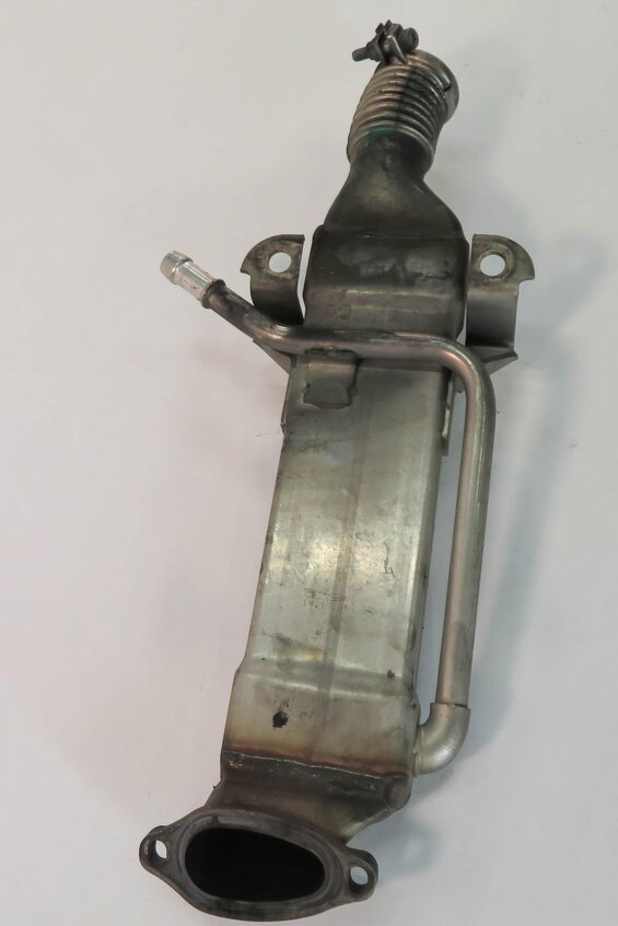 Thumbnail 3: 2009 BMW X5 (E70) 3.0L M57Y DIESEL ENGINE - PARTICULATE FILTER EXHAUST COOLER
