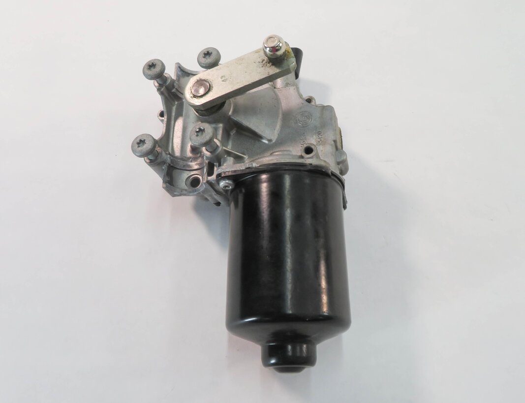 Thumbnail 4: 12-19 BMW 320i 328i 330i 335i 340i 428i 430i 435i 440i M3 M4 - FRONT WIPER MOTOR