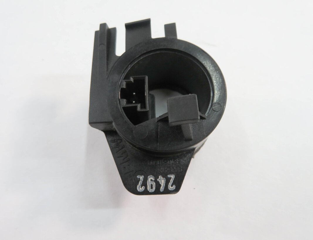 Thumbnail 4: 2013 BMW ACTIVEHYBRID-3 (F30) IGNITION SWITCH IMMOBILIZER COIL RING