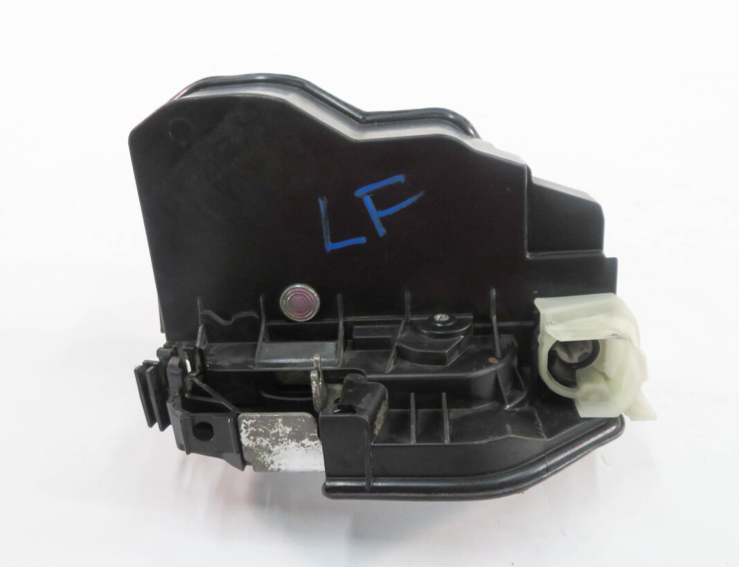 09-18 BMW 1/2/3/4/5/7/X1 X3 X4 (E87 E90 F01 F10) LEFT DRIVER DOOR LOCK LATCH