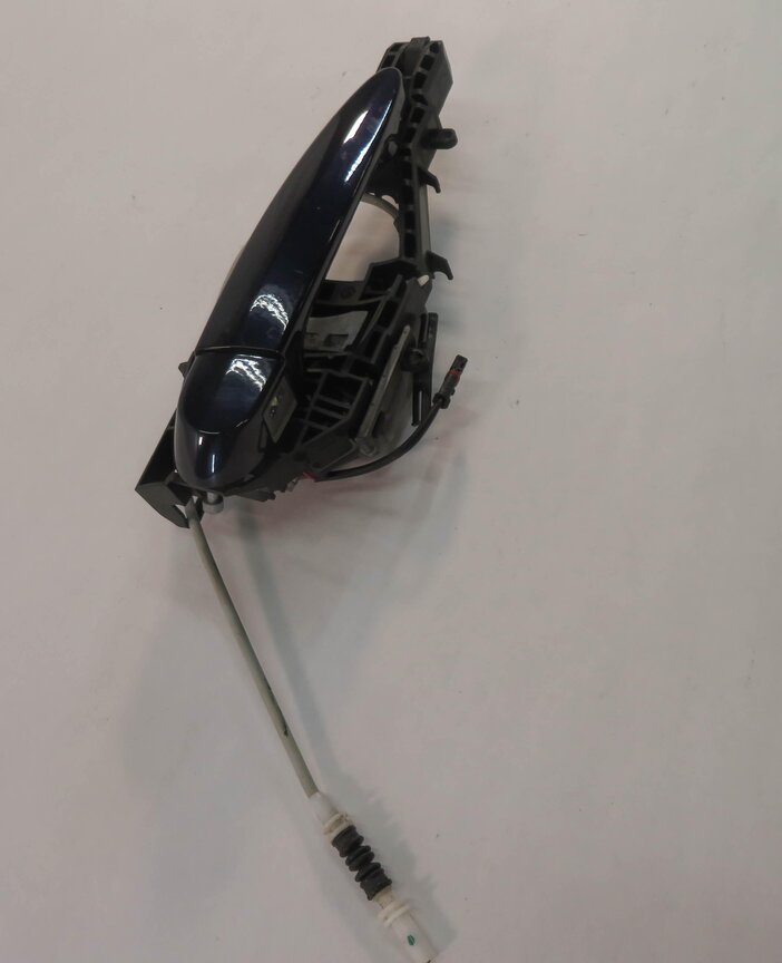 Thumbnail 2: 12-19 BMW 228i 328i 330i 335i (F30 F31 F32 F33) RIGHT REAR DOOR HANDLE (BLUE)