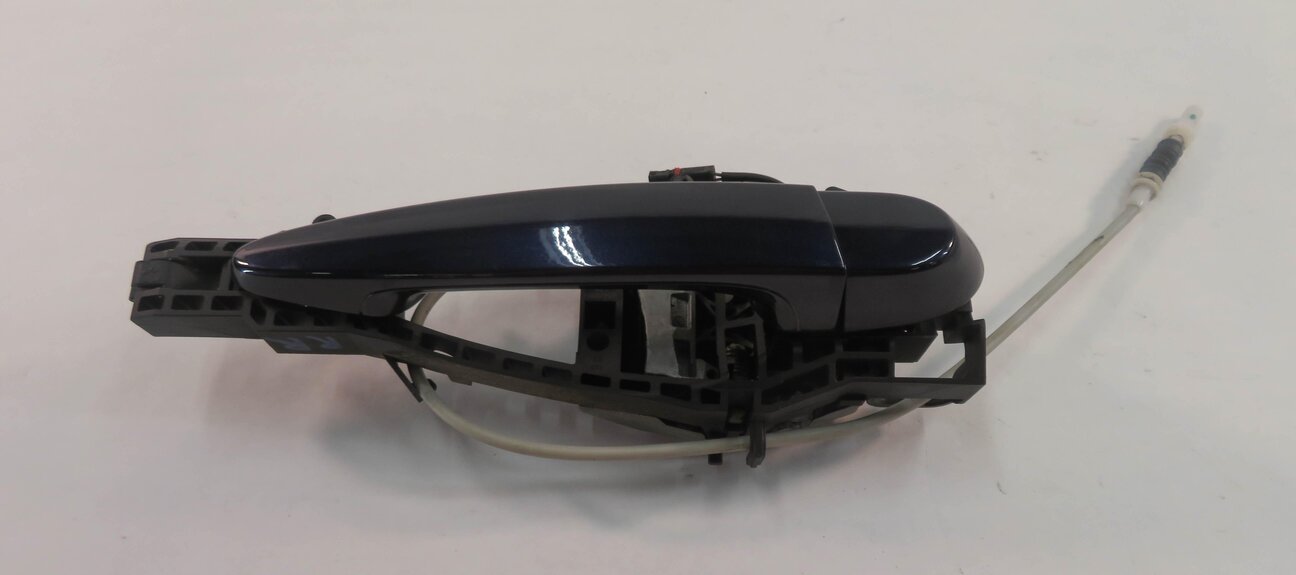 Thumbnail 4: 12-19 BMW 228i 328i 330i 335i (F30 F31 F32 F33) RIGHT REAR DOOR HANDLE (BLUE)