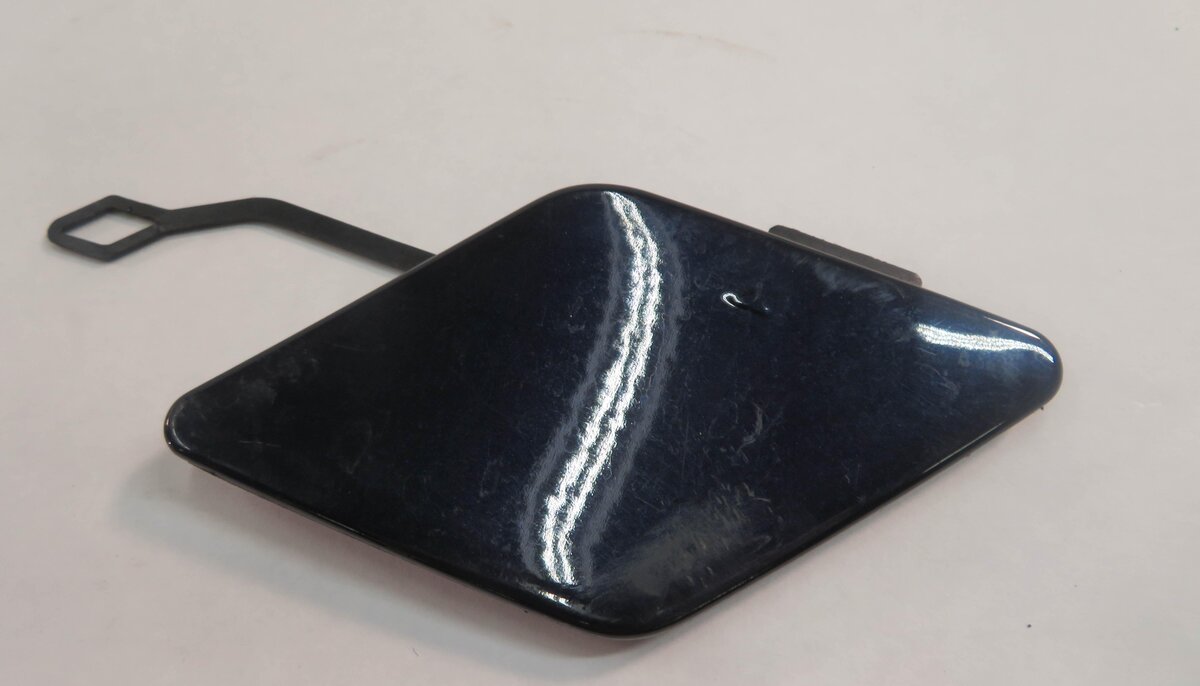 2013 BMW ACTIVEHYBRID-3 (F30) REAR TOWING EYE TOW HOOK COVER TRIM (BLUE A89)