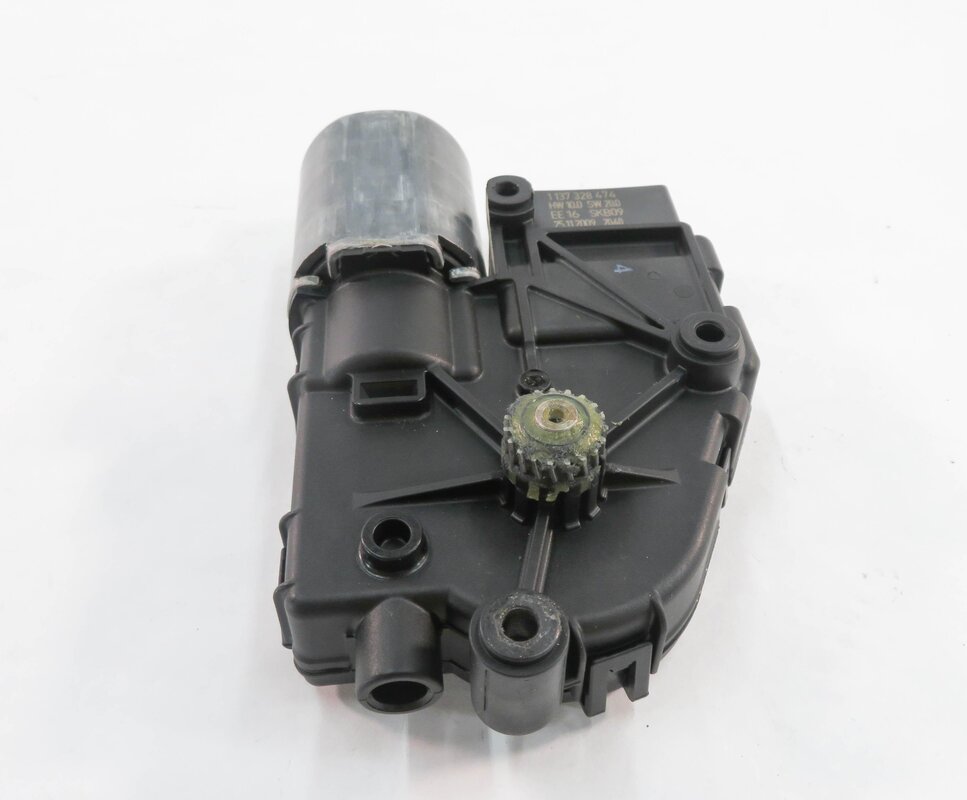 Thumbnail 3: 2007-2014 AUDI Q7 (4L) POWER SUN ROOF MOTOR / WINDOW SHADE MOTOR