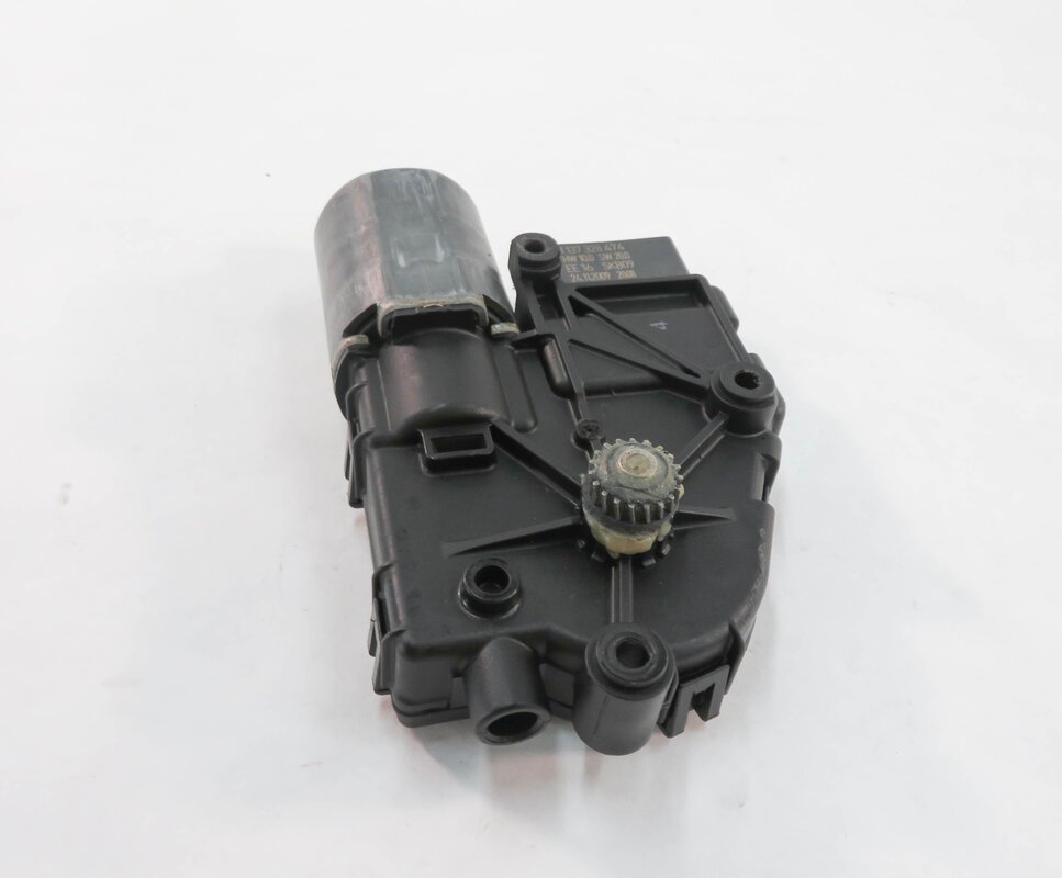 Thumbnail 5: 2007-2014 AUDI Q7 (4L) POWER SUN ROOF MOTOR / WINDOW SHADE MOTOR