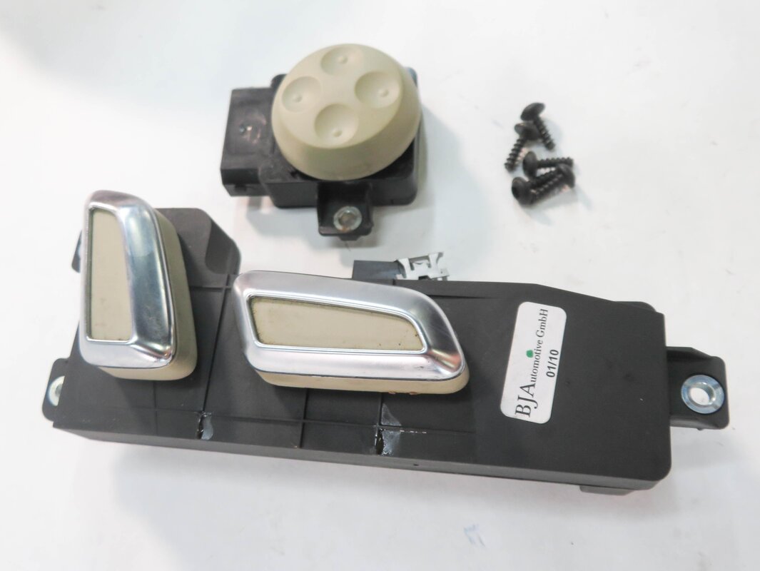 Thumbnail 3: 2010 AUDI Q7 (4L) RIGHT FRONT PASSENGER POWER SEAT ADJUSTMENT SWITCH (BEIGE)