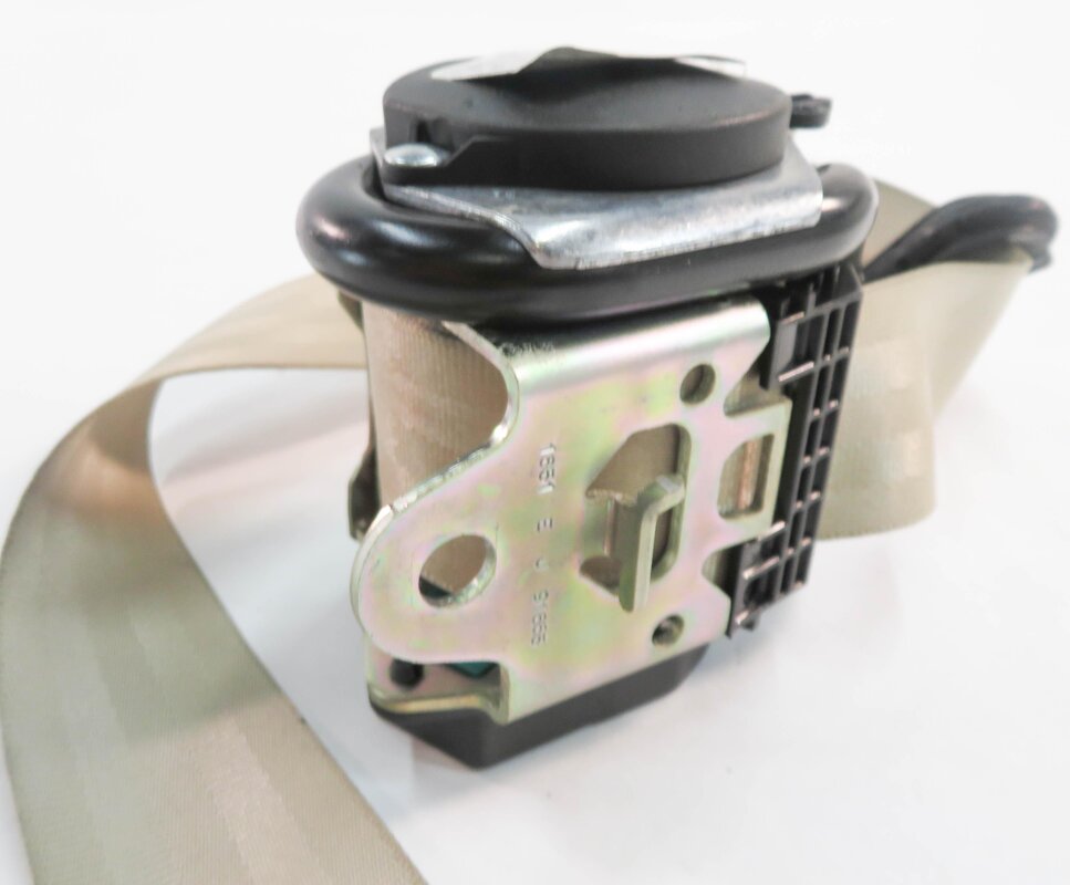 Thumbnail 6: 2010 AUDI Q7 (4L) LEFT REAR 2nd SECOND ROW SEAT SEATBELT RETRACTOR (BEIGE)
