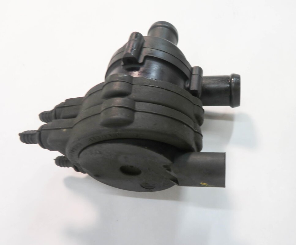 Thumbnail 3: 2010 AUDI Q7 (4L) 3.0L CATA DIESEL ENGINE AUX AUXILIARY WATER PUMP