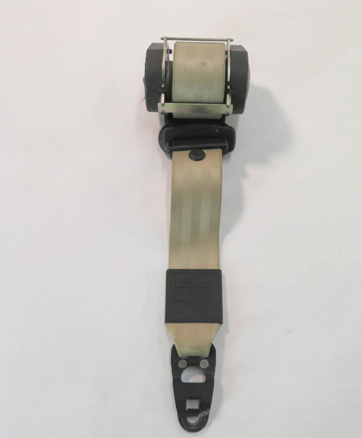 Thumbnail 2: 2010 AUDI Q7 (4L) LEFT REAR 3rd THIRD ROW SEAT SEATBELT RETRACTOR (BEIGE)