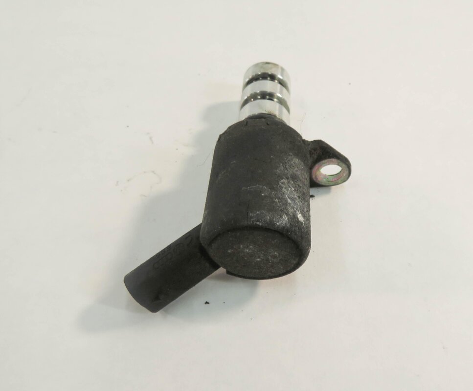 Thumbnail 5: 2010 AUDI Q7 (4L) 3.0L CATA DIESEL ENGINE - CAMSHAFT ADJUSTER SOLENOID