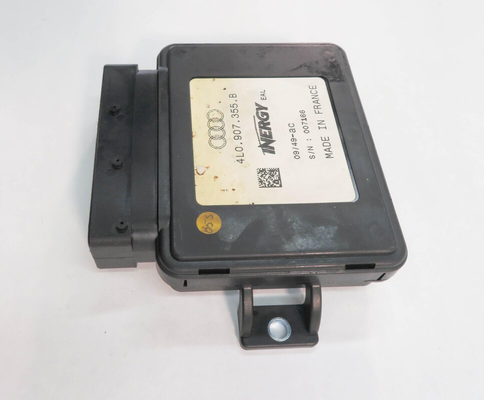 Thumbnail 3: 2010-2015 AUDI Q7 (4L) KEYLESS ENTRY CONTROL MODULE COMPUTER