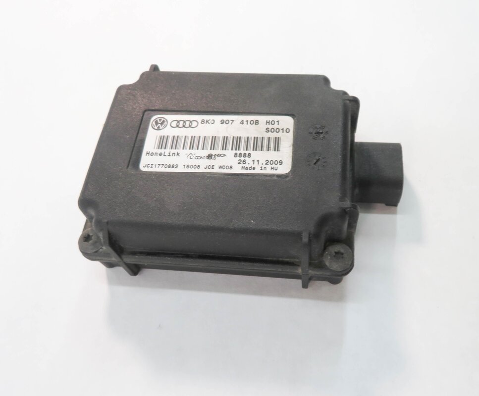 Thumbnail 2: 2010 AUDI Q7 (4L) HOMELINK GARAGE DOOR / GATE OPENER CONTROL MODULE