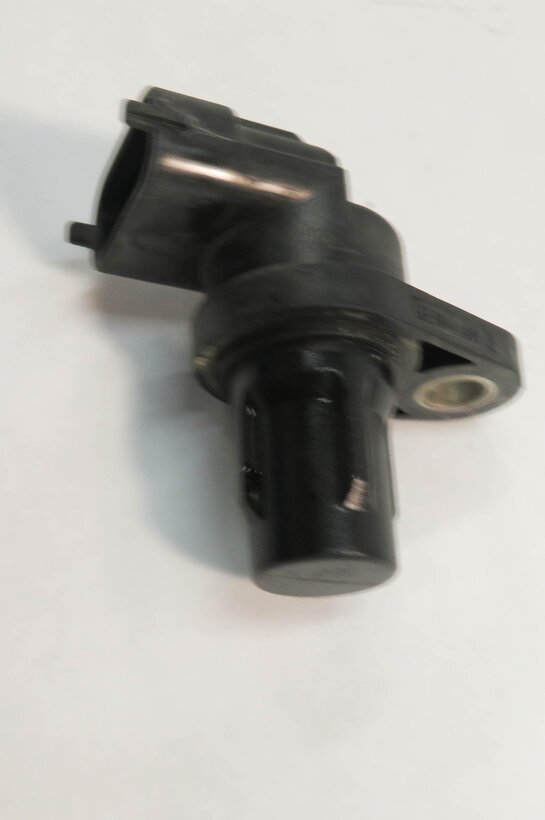 Thumbnail 4: 2009 PORSCHE CAYENNE GTS (957) 4.8L M48 ENGINE - CAMSHAFT CAM POSITION SENSOR