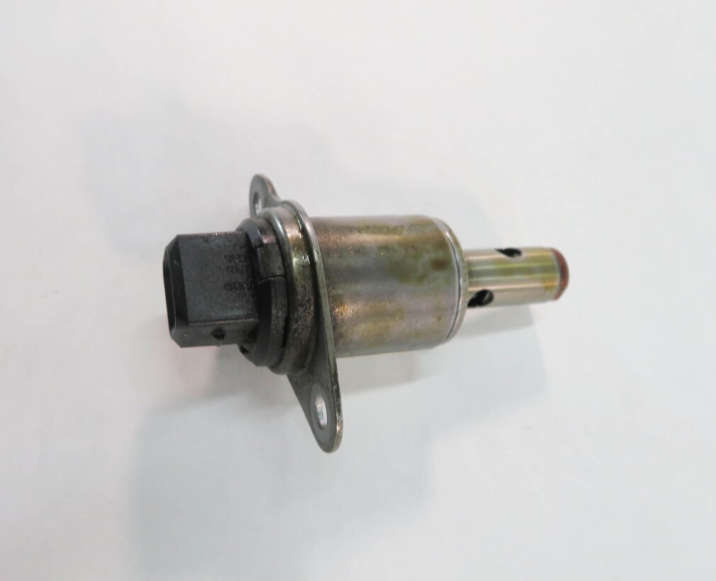 Thumbnail 4: 09 PORSCHE CAYENNE GTS (957) 4.8L M48 ENGINE - CAMSHAFT ADJUSTER TIMING SOLENOID