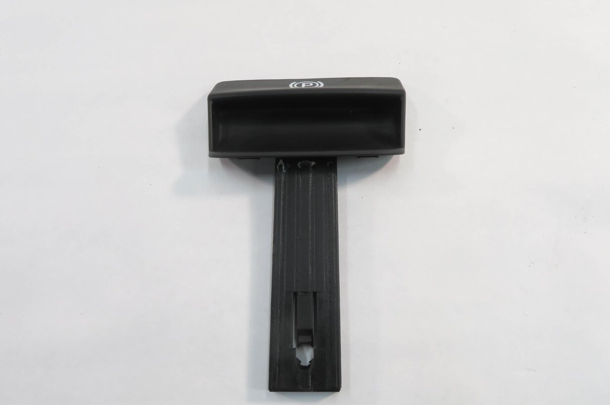 Thumbnail 2: 2009 PORSCHE CAYENNE GTS (957) EMERGENCY PARKING BRAKE RELEASE HANDLE