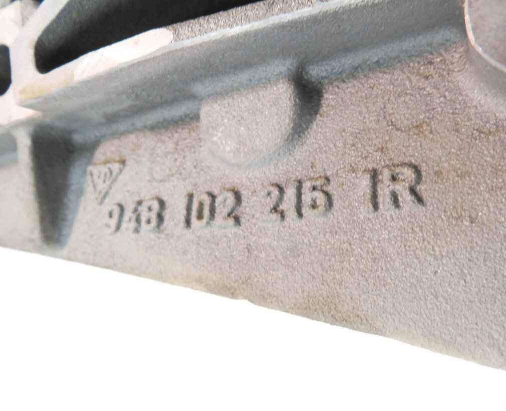 Thumbnail 6: 2009 PORSCHE CAYENNE GTS (957) 4.8L M48 - LEFT DRIVER ENGINE MOUNT BRACKET