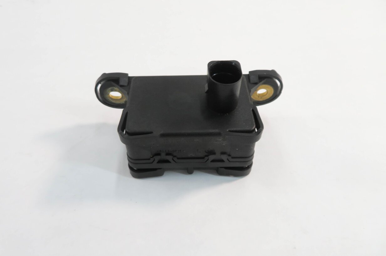 2009 PORSCHE CAYENNE GTS (957) YAW SPEED ACCELERATION TURN RATE STABILITY SENSOR